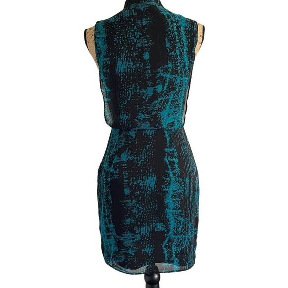 EUC Forever21 Black Turquoise Sleeveless Faux Wrap Crepe Dress Size XS - Picture 2 of 11